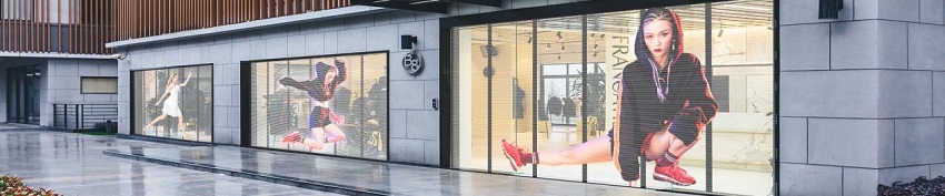 時尚潮流“新寵”！看LED透明屏如何風靡市場！